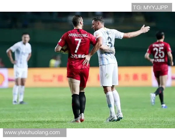 富力与上港激战正酣直播精彩瞬间不容错过