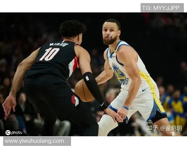 圣诞大战勇士与骑士的巅峰对决谁能笑到最后揭秘精彩瞬间与战术分析