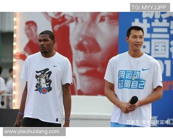 易建联与詹姆斯亲密合影引发球迷热议两位篮球巨星的友谊与传奇时刻