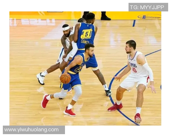 南京篮球队默契配合解析：从战术到团队精神的全面剖析