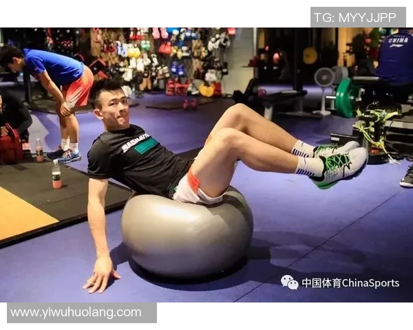 深圳羽毛球队耐力争议引发热议球迷与专家各抒己见探讨训练方法与比赛策略